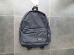 Eastpak "out of office" 27L