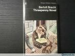 Threepenny Novel ( Bertolt Brecht ), Gelezen, Ophalen of Verzenden