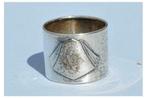 §rond de serviette monogramme métal argenté, Antiquités & Art, Enlèvement ou Envoi