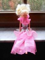 Barbie – Cheveux blonds, longue robe de soirée – Vintage, Enfants & Bébés, Jouets | Poupées, Utilisé, Enlèvement ou Envoi, Barbie