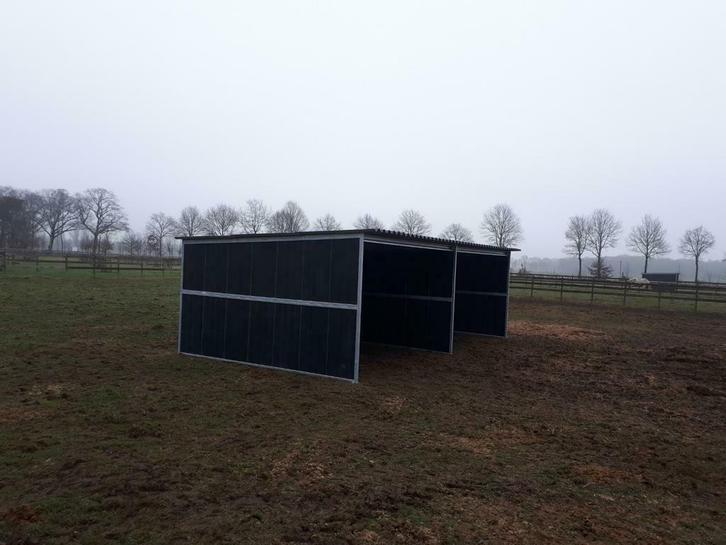 Degelijle schuilstal schutstallen . Buiten stallen weidestal, Dieren en Toebehoren, Stalling en Weidegang