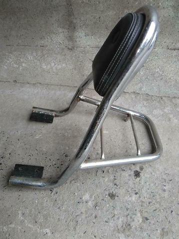 Sissy Bar GIVI beschikbaar voor biedingen