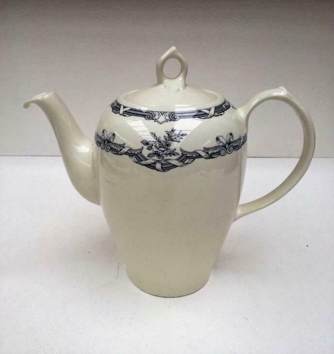 Royal Boch grande cafetière Alhambra., Antiek en Kunst, Antiek | Keramiek en Aardewerk, Ophalen