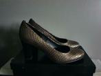 Nieuwe pumps van Love maat 39, Kleding | Dames, Nieuw, Ophalen of Verzenden, Pumps, Love