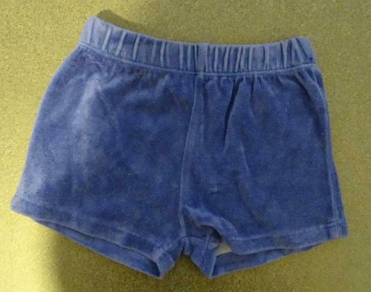 Blauwe sponsen short maat 80, Kinderen en Baby's, Babykleding | Maat 80, Gebruikt, Jongetje of Meisje, Broekje, Ophalen of Verzenden