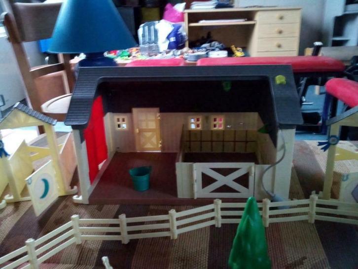 Ecuries + Manège + Camion + Accessoires Horseland, Kinderen en Baby's, Speelgoed | Playmobil, Nieuw, Complete set, Ophalen