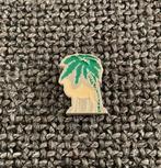 PIN - CAMEL - PALM TREE - KAMEEL - CHAMEAU, Verzamelen, Verzenden, Zo goed als nieuw, Overige onderwerpen, Speldje of Pin