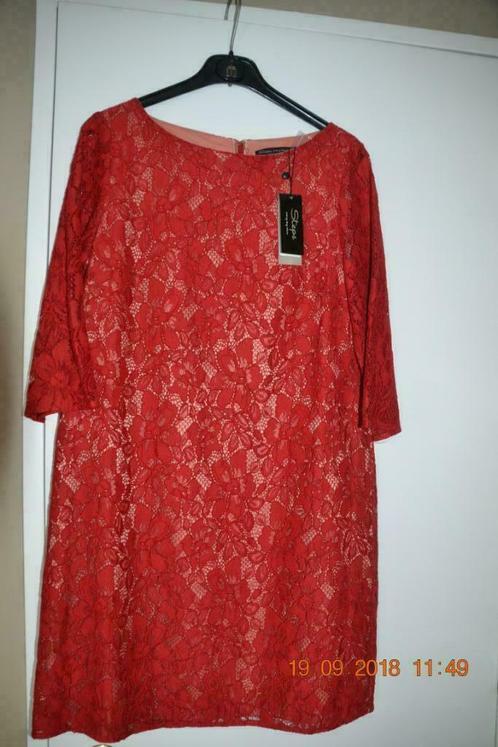 Rood Kleed  (Nieuw !), Kleding | Dames, Jurken, Nieuw, Maat 38/40 (M), Rood, Knielengte, Ophalen of Verzenden