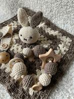 Ensemble bébé / doudou hochet attache tétine NEUF, Enlèvement ou Envoi, Neuf, Cadeau d'accouchement