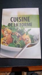 cuisine de la FORME  , couverture cartonnéée et ouatinée, Comme neuf, Enlèvement ou Envoi