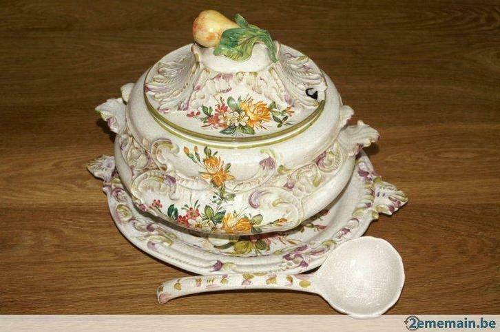Barbotine -soupière avec son plat et sa louche – BASSANO REA, Antiquités & Art, Antiquités | Céramique & Poterie, Enlèvement