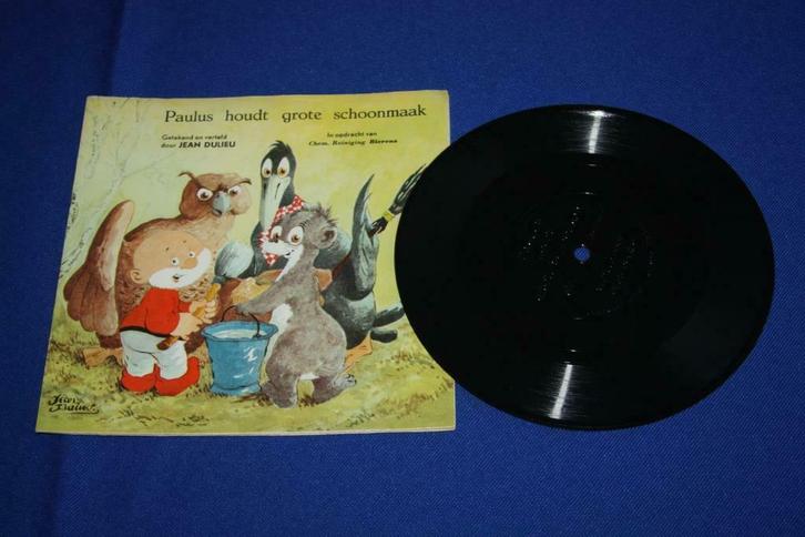 Oude Single met boekje "Paulus houdt grote schoonmaak", Verzamelen, Film en Tv, Gebruikt, Tv, Overige typen, Ophalen of Verzenden