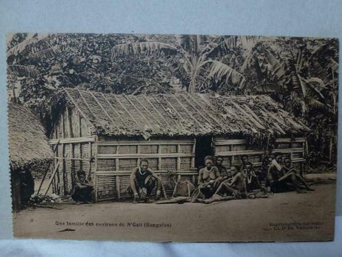 Une famille des environs de N'Gall (Bangalas, Collections, Cartes postales | Étranger, Non affranchie, Hors Europe, Envoi