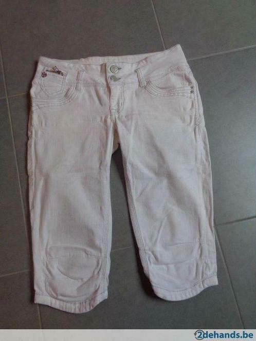 Mooie witte kniebroek - korte broek (LTB JNS) maat 28 IEPER, Vêtements | Femmes, Culottes & Pantalons, Porté, Blanc