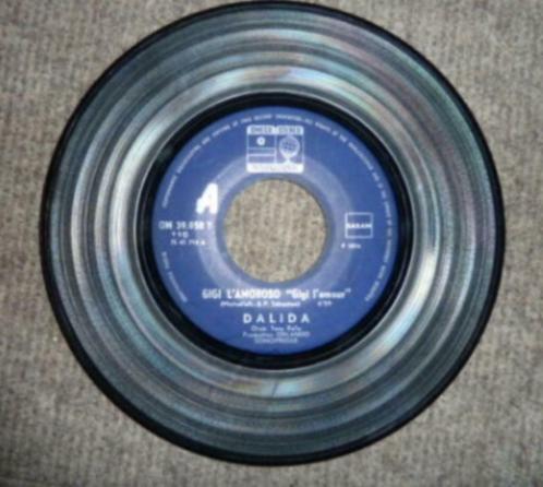 vinyl single Dalida : Gigi L'amoroso / il venait d'avoir...., CD & DVD, Vinyles Singles, Single, Autres genres, Enlèvement ou Envoi