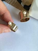 Ring met parel : 2 stuks : 5 euro per ring, Handtassen en Accessoires, Ringen, Nieuw, Met parel, Verzenden