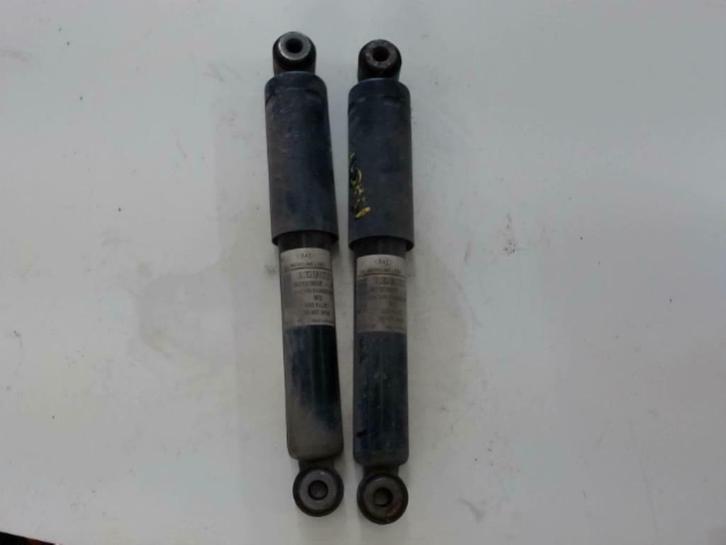 amortisseur droit  gauche  dacia dokker 562107865r, Autos : Pièces & Accessoires, Freins & Transmission, Dacia, Utilisé, Enlèvement ou Envoi