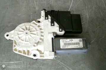 Raammotor Linksacher 1K4839401C VW Golf V ('03-'08)