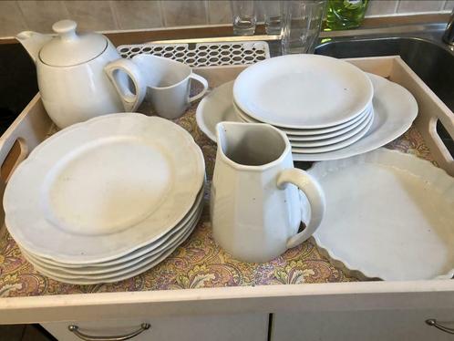 Un lot de vaisselle blanche, Maison & Meubles, Cuisine | Vaisselle