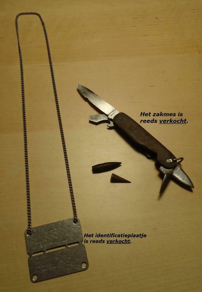 Diverse artikelen van de Nederlandse Koninklijke Landmacht., Verzamelen, Militaria | Algemeen, Landmacht, Overige typen, Ophalen of Verzenden