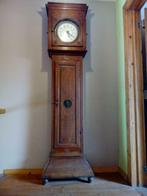 Horloge de parquet sculptée fonctionnelle, Antiquités & Art, Enlèvement