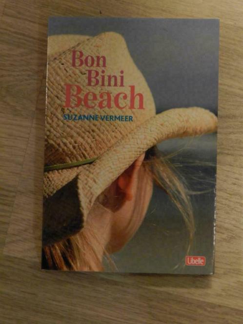 Bon Bini Beach, Boeken, Overige Boeken, Gelezen, Ophalen of Verzenden