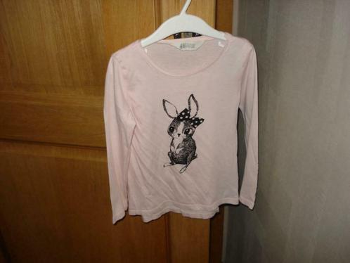 t-shirt rose clair avec lapin chez 116 H&M, Enfants & Bébés, Vêtements enfant | Taille 116, Utilisé, Fille, Chemise ou À manches longues