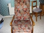 A.V. fauteuil à bascule en tissu, Ophalen, Hout, 75 tot 100 cm, Zo goed als nieuw