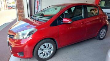 TOYOTA YARIS 1300 DUAL-VVT-I  2013 1300.000 KM GARANTIE 1 AN