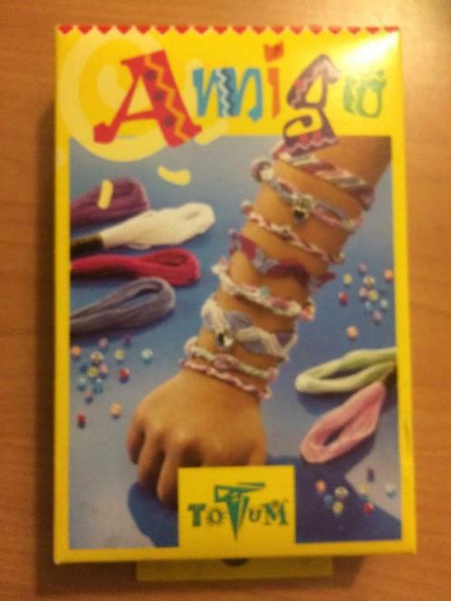 faire des bracelets - Amiga - Totum, Hobby & Loisirs créatifs, Fabrication de Perles & Bijoux, Comme neuf, Autres types, Enlèvement