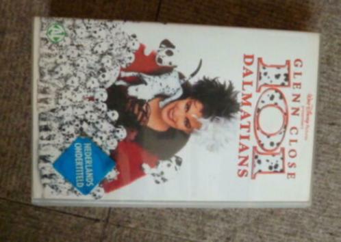 VHS video cassette Glenn Close 101 DALMATIANS Walt Disney, CD & DVD, VHS | Film, Autres genres, Tous les âges, Enlèvement ou Envoi