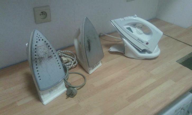 Lot Fer à repasser calor supergliss et Electron, Electroménager, Fers à repasser & Planches à repasser, Utilisé, Enlèvement ou Envoi