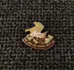 PIN - LES AMIS DES OISEAUX - METTET, Envoi, Utilisé, Animal et Nature, Insigne ou Pin's