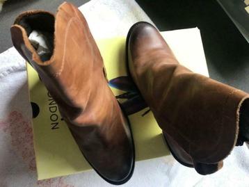 Stoere boots dames beschikbaar voor biedingen