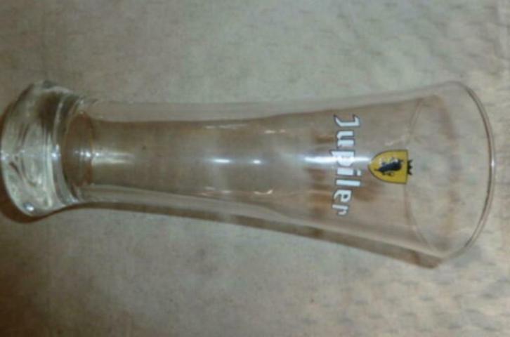 #N bier glas JUPILER " fluitje " Brouwerij Piedboeuf Jupille, Verzamelen, Glas en Drinkglazen, Nieuw, Bierglas, Ophalen of Verzenden