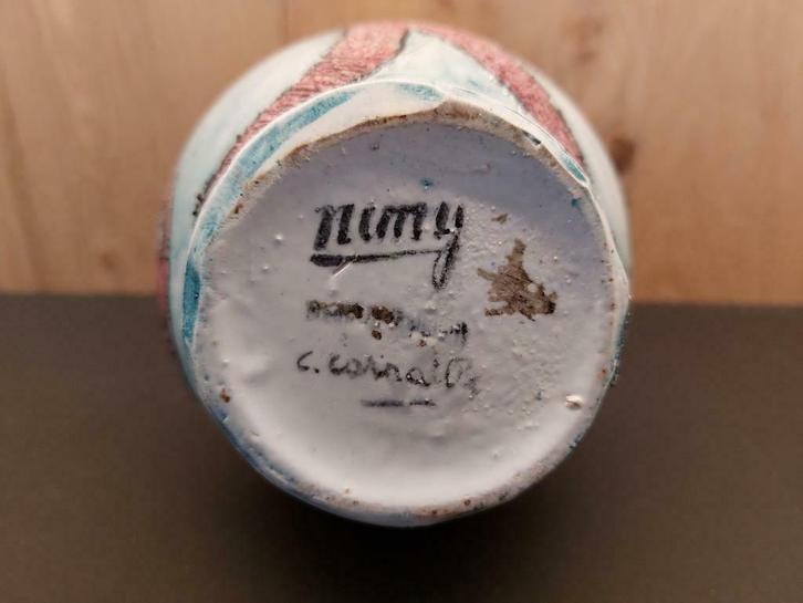 Decoratieve vaas met gravures van NIMY., Antiek en Kunst, Antiek | Vazen, Ophalen of Verzenden