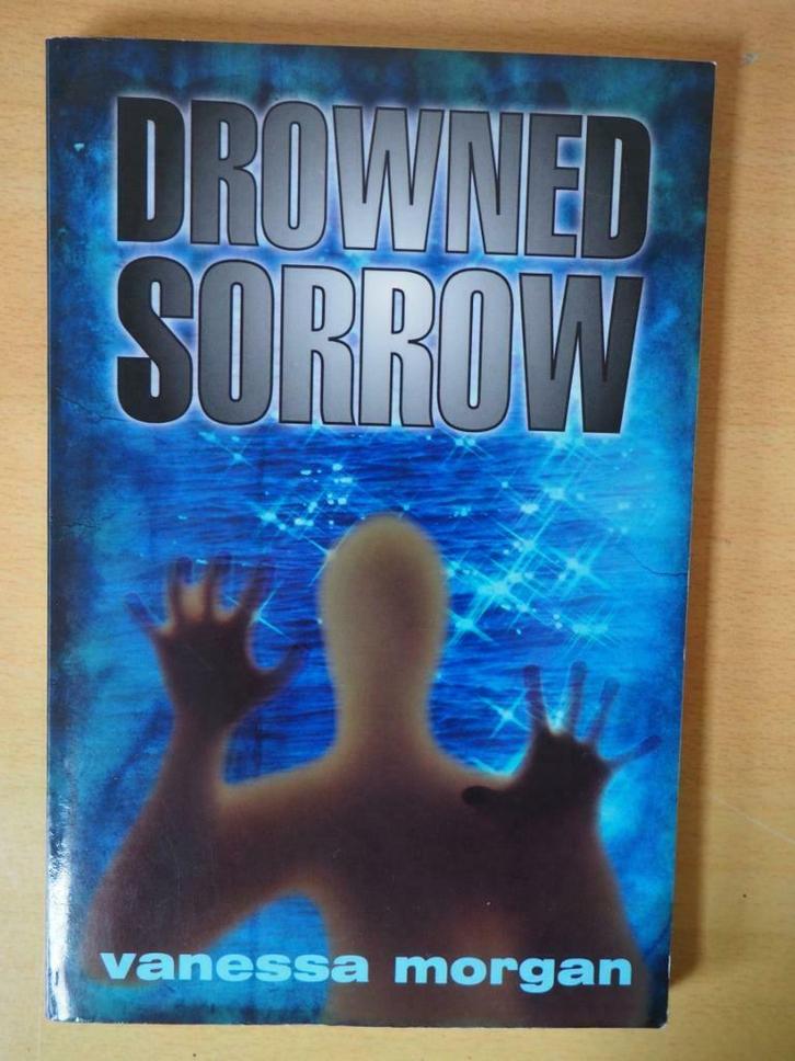 Horror thriller "Drowned Sorrow" (Engelstalig), Boeken, Thrillers, Nieuw, Amerika, Ophalen of Verzenden