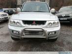 mitsubishi pajero 3.2 full option en pieces, Auto's, Mitsubishi, Te koop, Diesel, Bedrijf, 160 pk