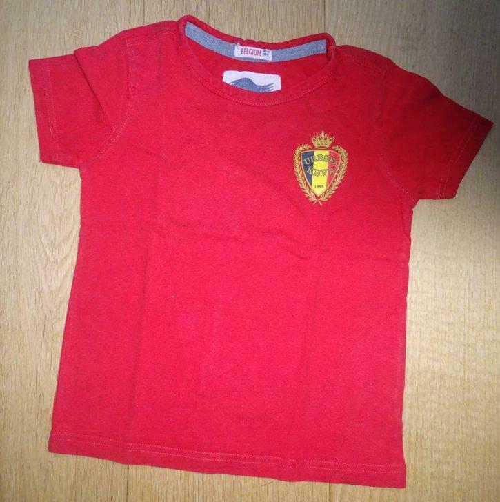 Kinder t-shirt rode duivels mt 5 jaar, Kinderen en Baby's, Kinderkleding | Maat 110, Gebruikt, Jongen, Shirt of Longsleeve, Ophalen of Verzenden