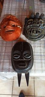 3 masques, Enlèvement