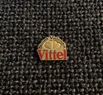 PIN - VITTEL - SAINT VALENTIN, Collections, Comme neuf, Marque, Envoi, Insigne ou Pin's