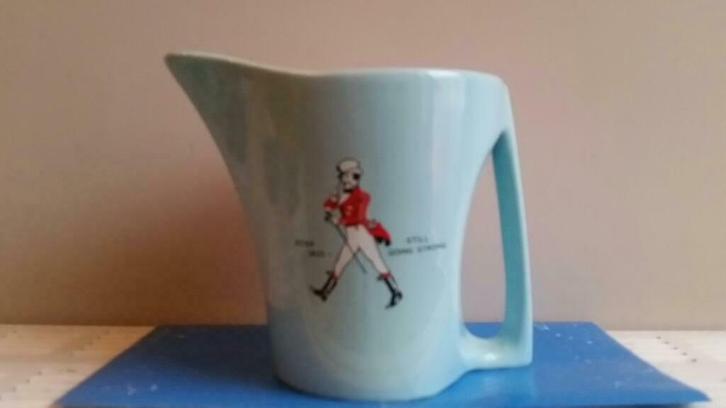 Johnnie Walker waterkruik WADE, Antiek en Kunst, Antiek | Porselein, Ophalen of Verzenden