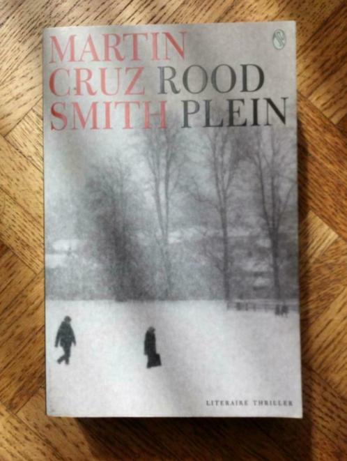 Martin Cruz Smith: Rood plein, Boeken, Thrillers, Gelezen, Ophalen of Verzenden