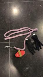 Paardrijbenodigdheden, Comme neuf