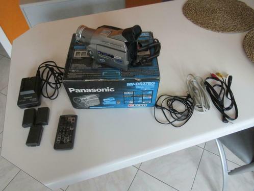 Caméscope Panasonic, Audio, Tv en Foto, Videocamera's Digitaal, Zo goed als nieuw, Camera, Geheugenkaart, Panasonic, 8 tot 20x