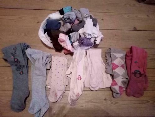 ② Lot 12 - 24 mois de 30 paires chaussettes et 7 de collants — Vêtements de  bébé