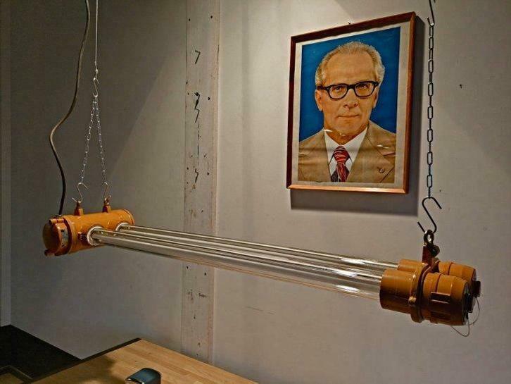 Industriële lamp, bunkerlamp, dimbaar led en 2 jaar garantie, Antiek en Kunst, Curiosa en Brocante, Ophalen