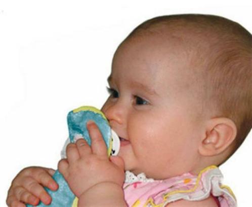 babyspeelgoed Knuffel je speen-Happy Cuddle Speenknuffel, Enfants & Bébés, Jouets | Jouets de bébé, Comme neuf, Enlèvement ou Envoi