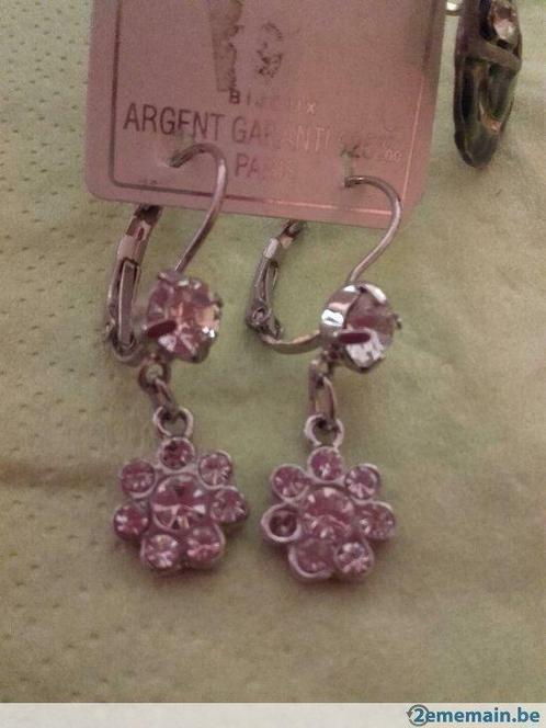 boucles d oreilles paris, Handtassen en Accessoires, Oorbellen, Nieuw, Overige materialen, Ophalen of Verzenden