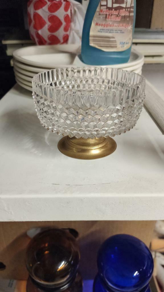 Glazen potje op verkoperde voet. Elke Vlaming die dit..., Huis en Inrichting, Keuken | Servies, Ophalen of Verzenden